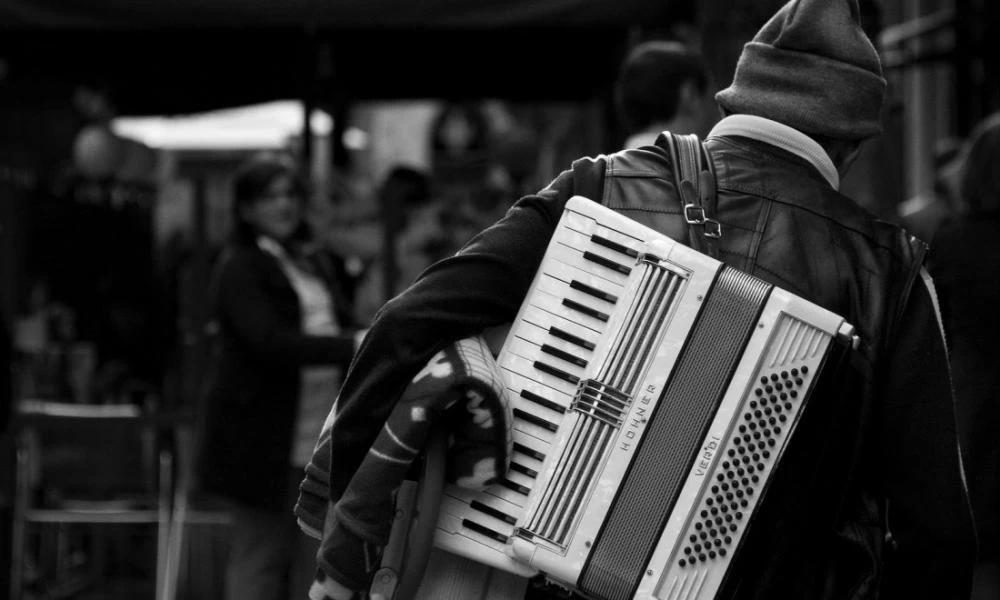 Φόβοι για μπαράζ απολύσεων: Ποιοι εργαζόμενοι δεν κινδυνεύουν